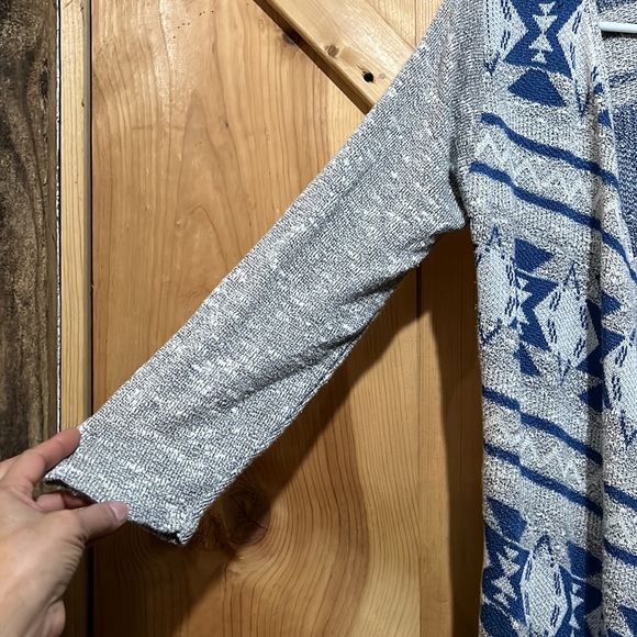 Closet Space size medium but does run small gray & blue Aztec waterfall sweater - Picture 4 of 4